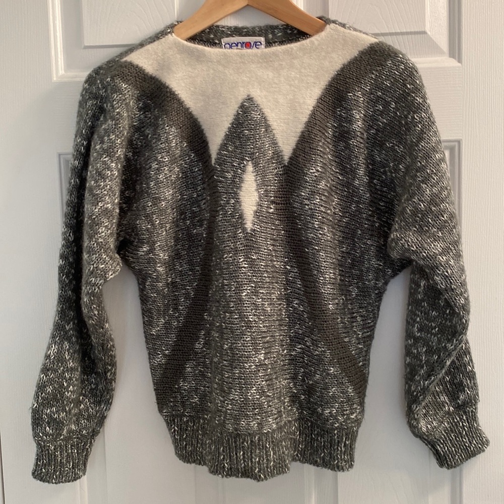 Vintage Penrose sweater 80s gray and cream white